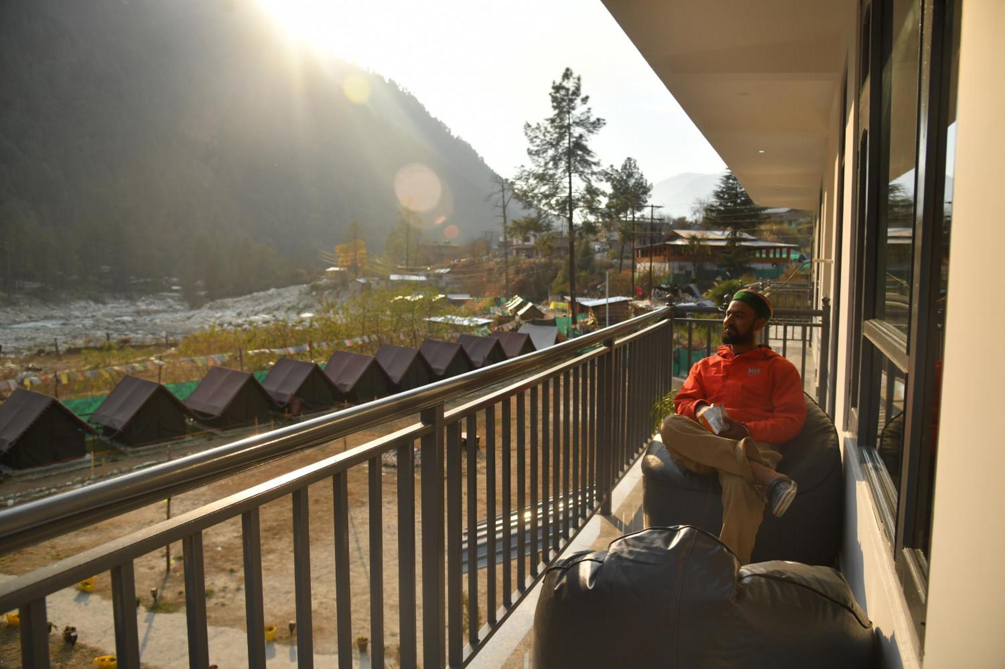 Himtrek Stays, Kasol Extérieur photo