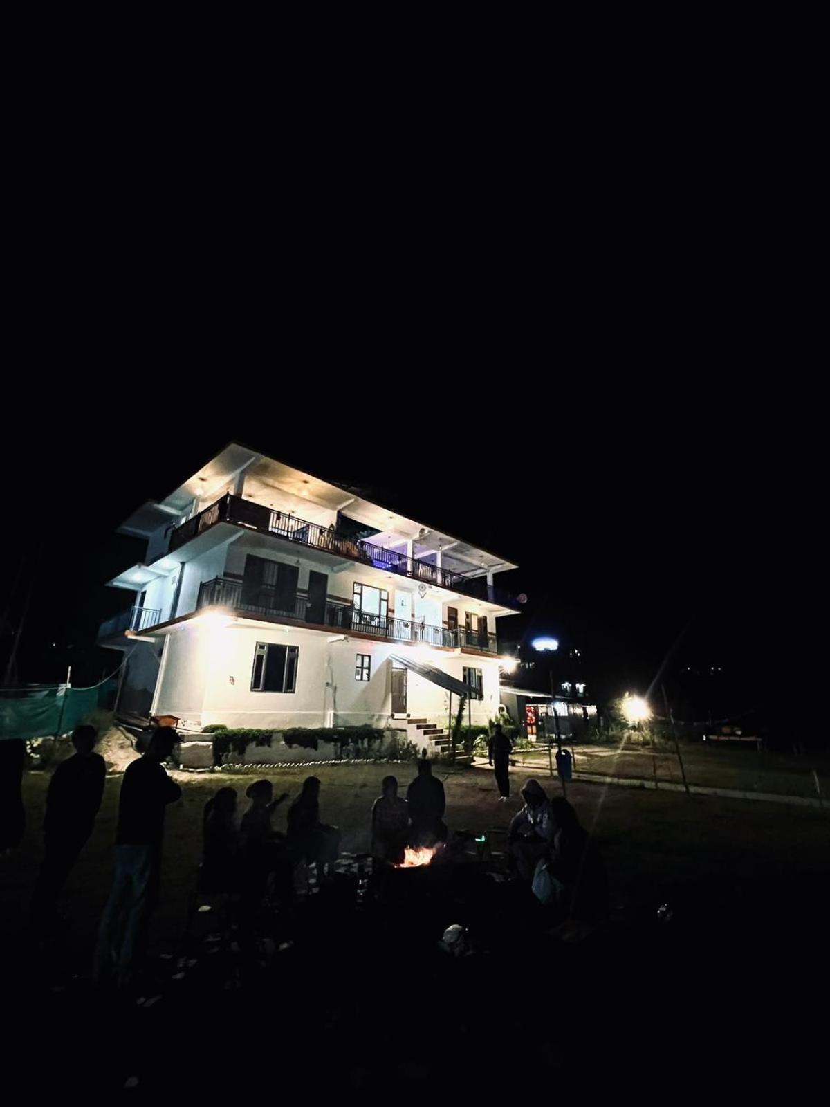 Himtrek Stays, Kasol Extérieur photo