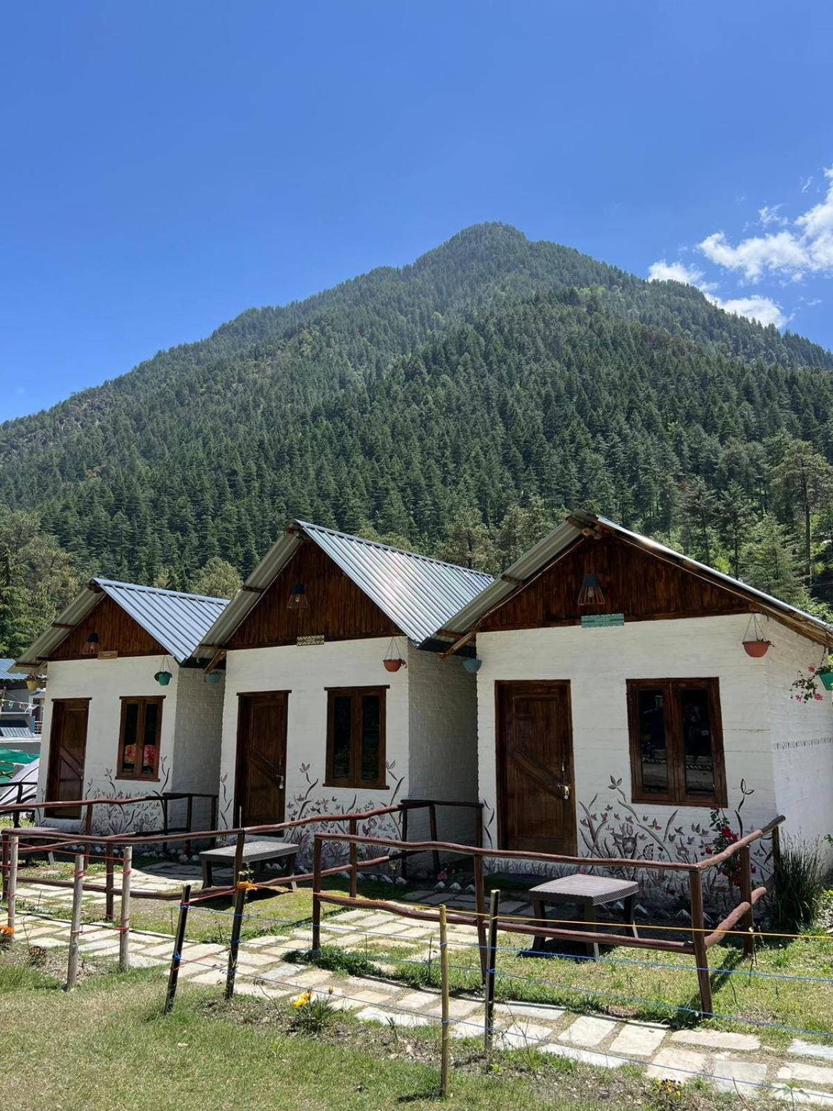 Himtrek Stays, Kasol Extérieur photo