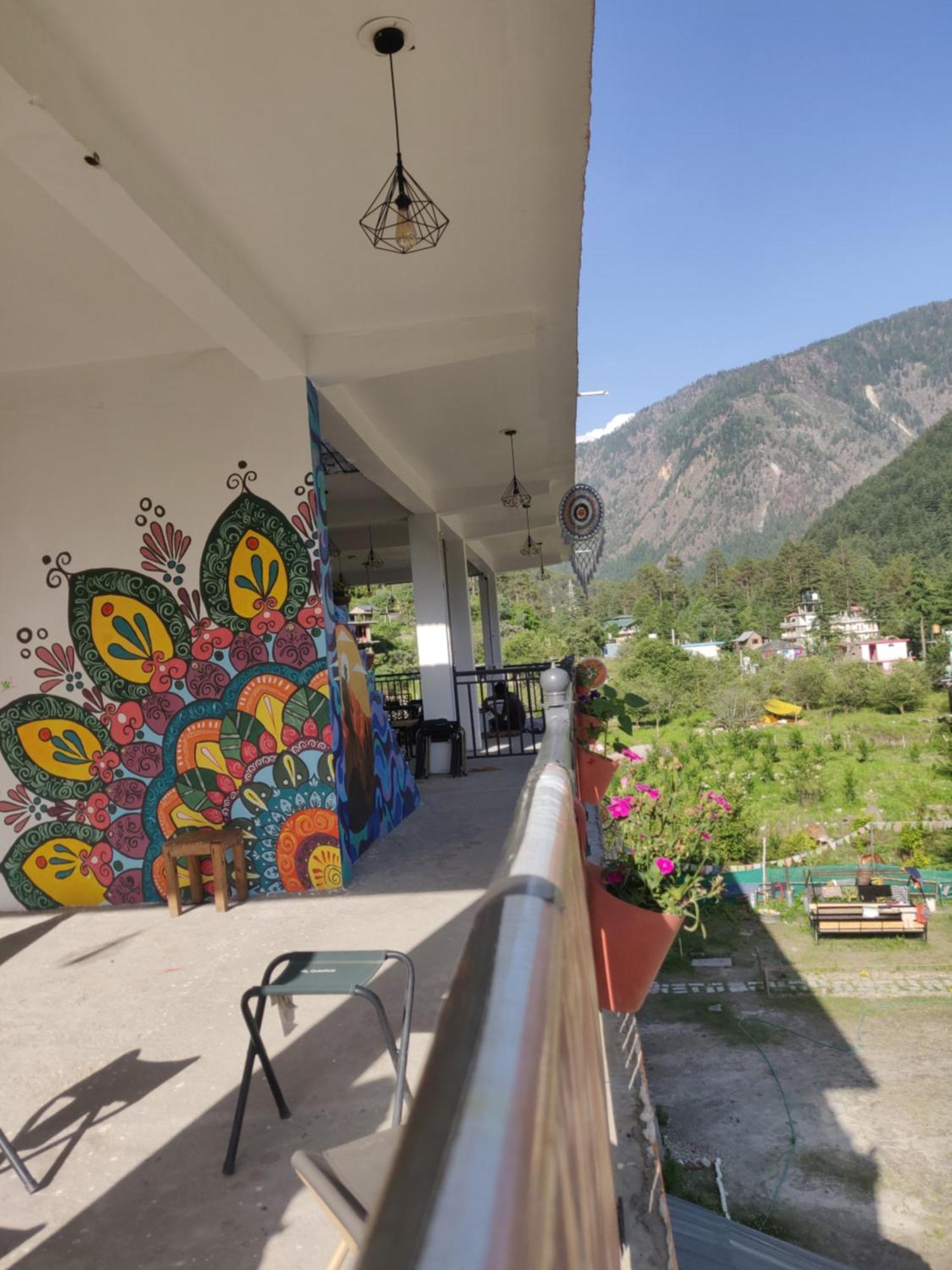 Himtrek Stays, Kasol Extérieur photo