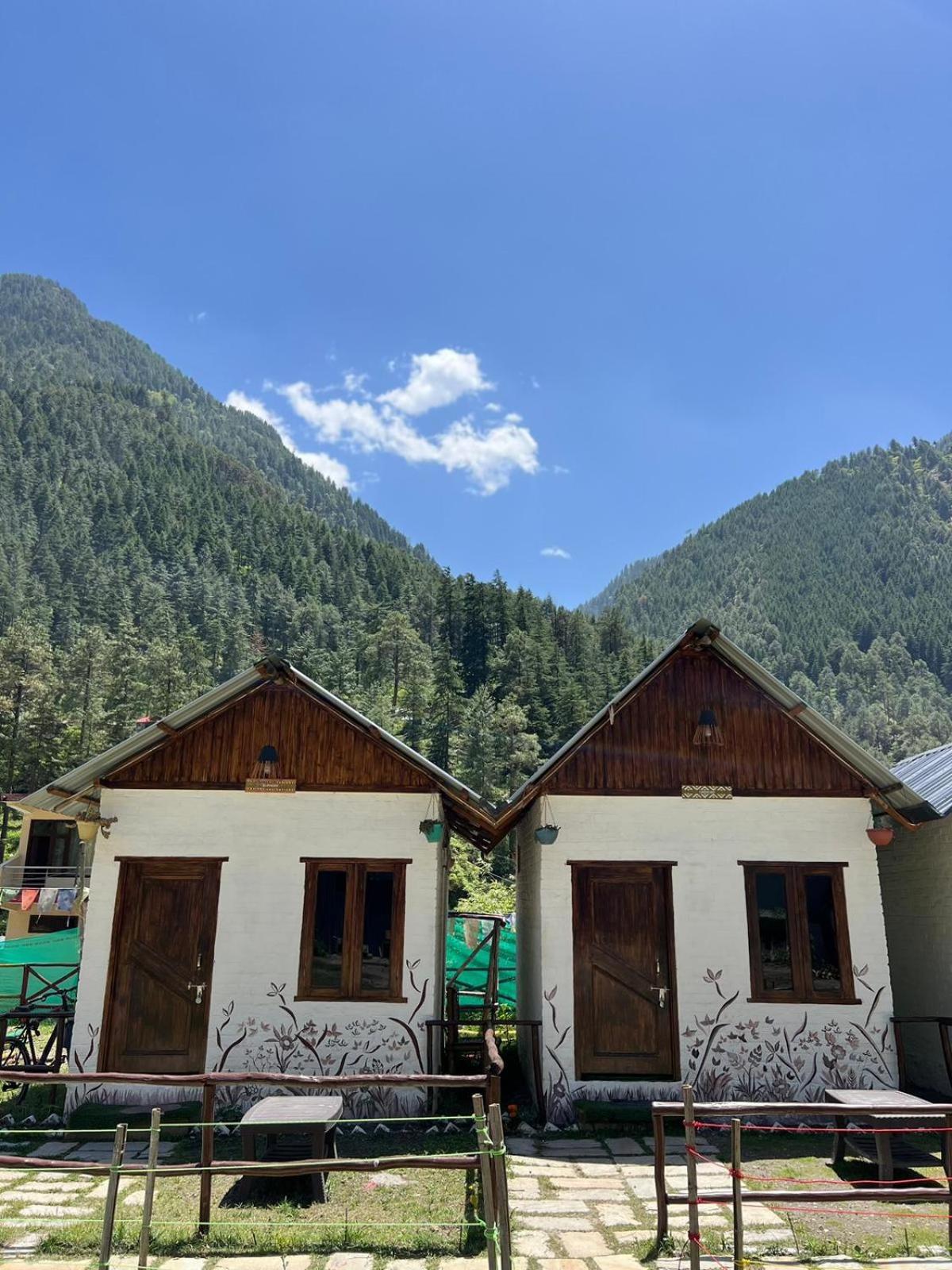 Himtrek Stays, Kasol Extérieur photo