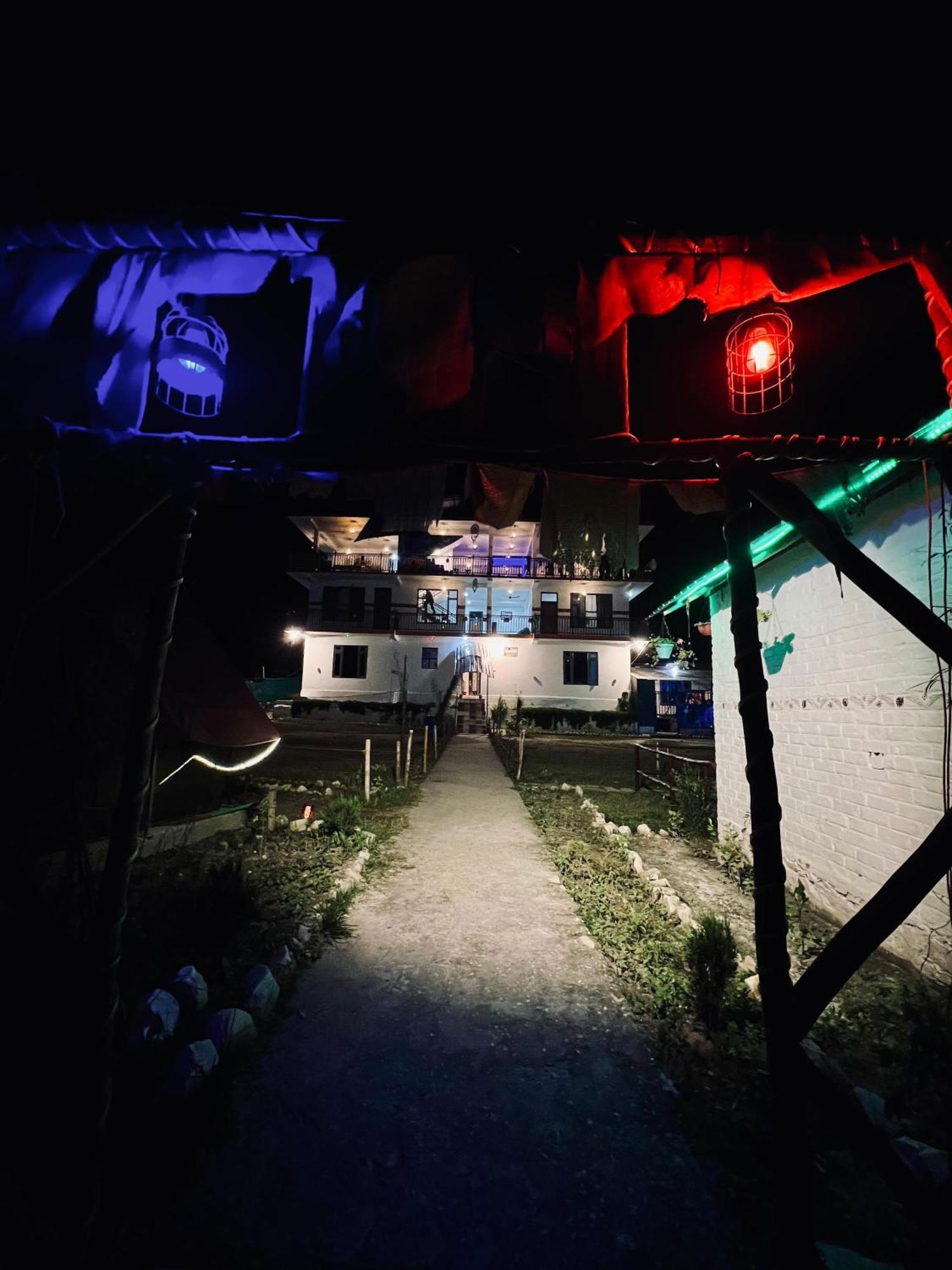 Himtrek Stays, Kasol Extérieur photo